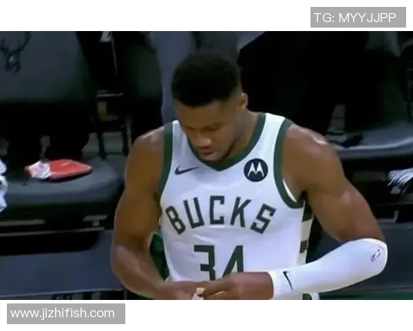 字母哥受伤:里弗斯回忆早期不适细节 字母哥受伤:里弗斯回忆早期不适细节